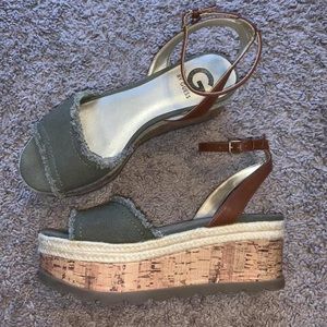 Platform sandals